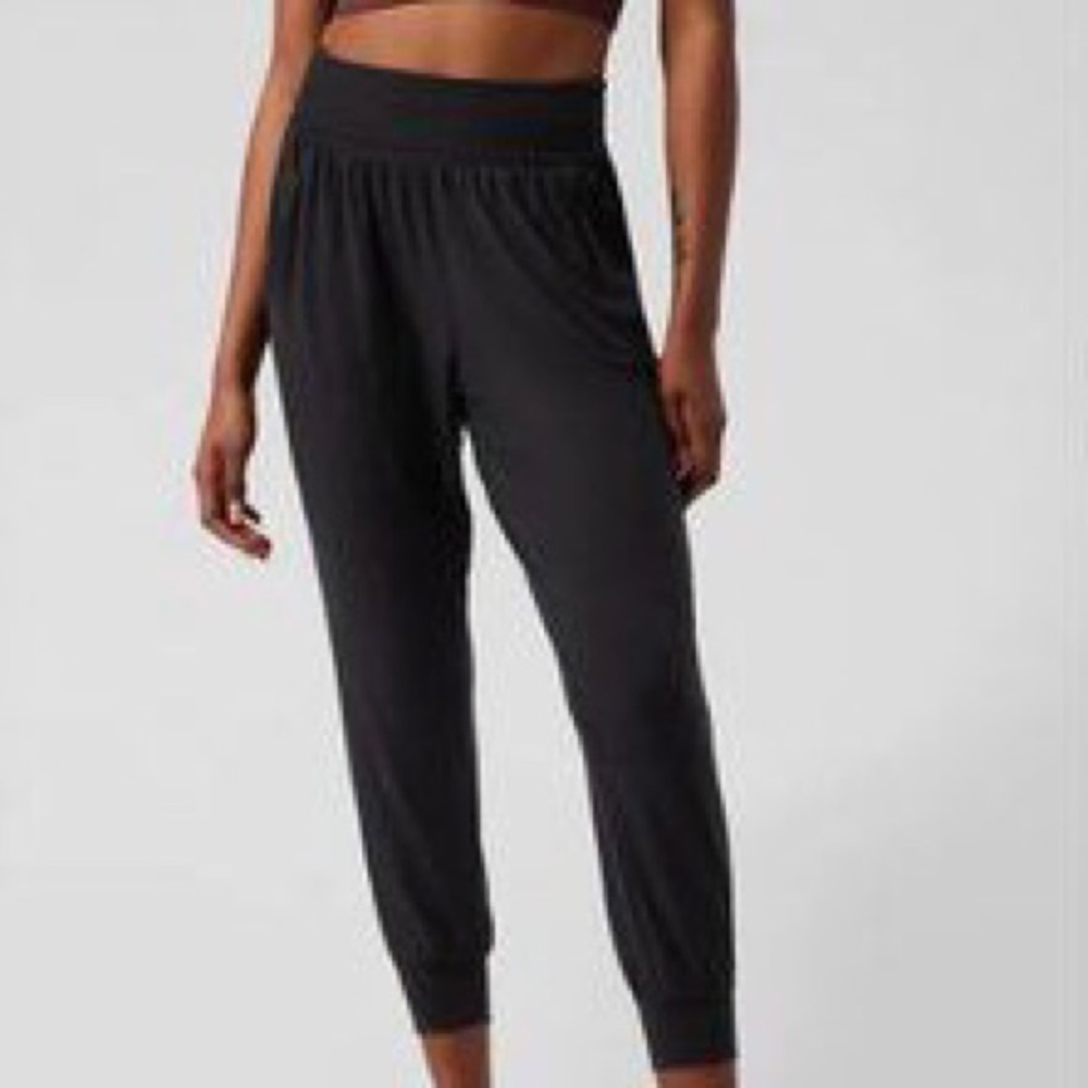 Athleta Studio Jogger Black Athletic Pants
